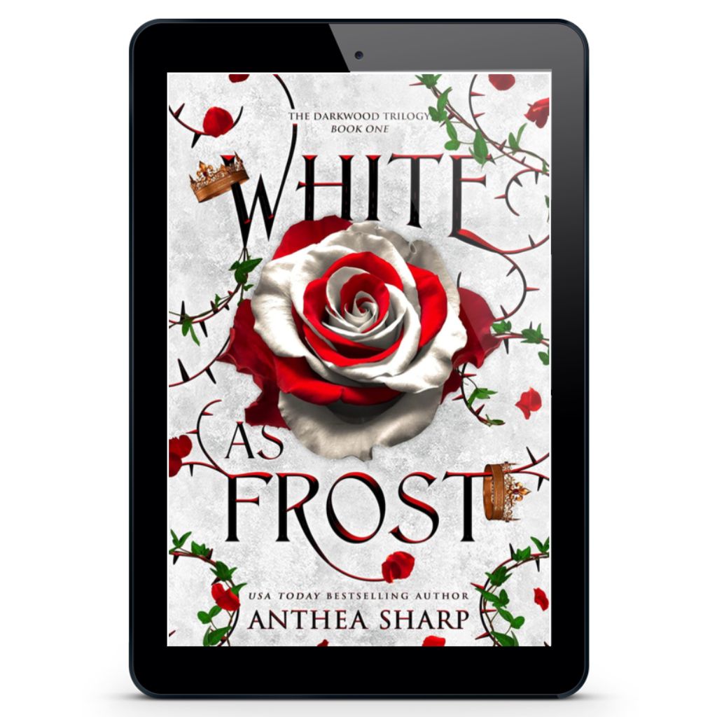 White As Snow: Darkwood Trilogy #1 (Paperback)